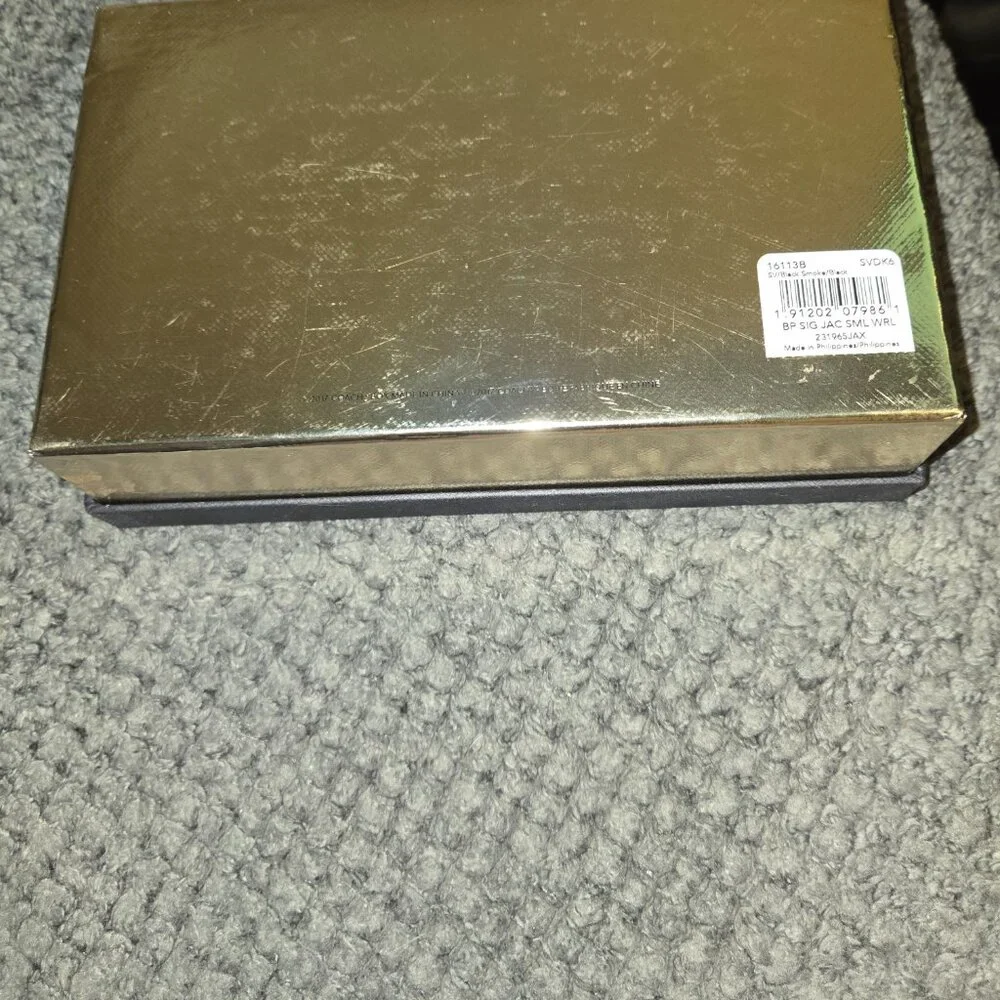 Coach wristlet - Picture 4 of 5